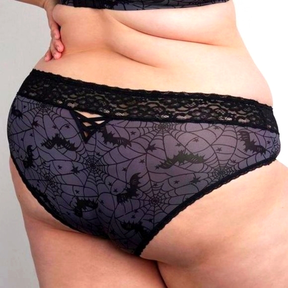 ❤️NWT VINTAGE TORRID PANTY BATS PRINT SEAMLESS MID-RISE HIPSTER - HALLOWEEN PLUS - Picture 2 of 11